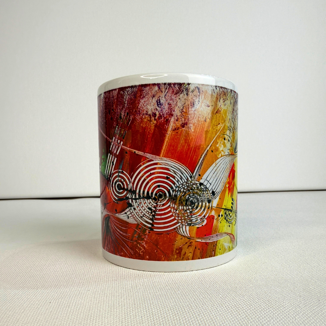 Bunte Design-Tasse mit abstrakter moderner Kunst in kräftigen Farben.