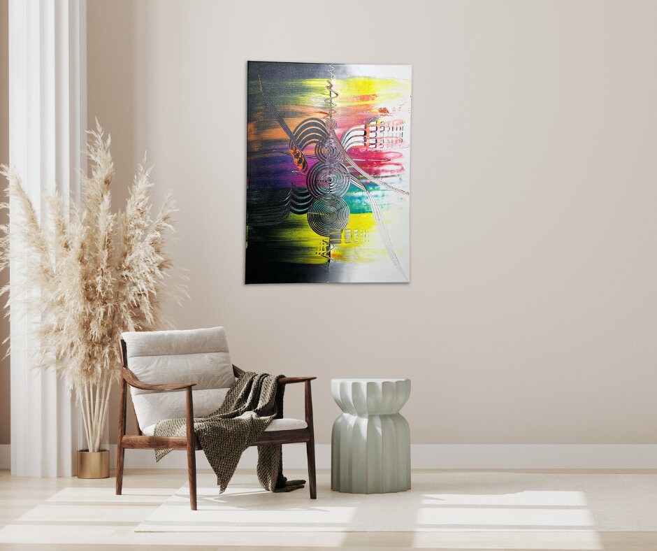 Abstraktes Acrylbild Bunt mit zentralen, Kreisen. auf einem Schwarz weißen Hintergrund. Dynamische Komposition. Handgemaltes Unikat.