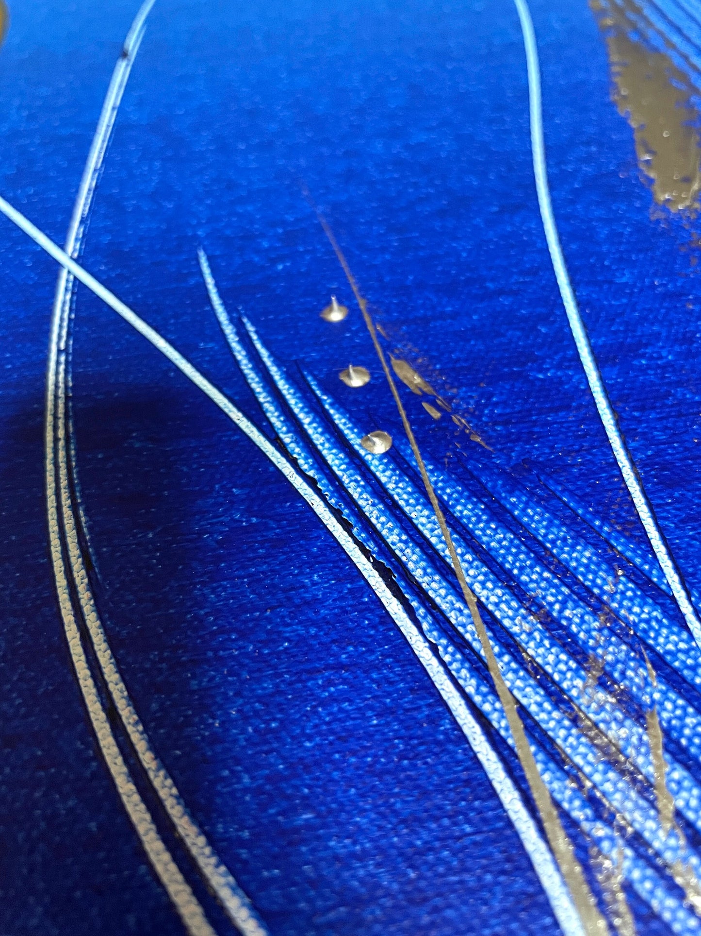 Original Acrylgemälde kaufen - Handgemaltes Original in Blau und Silber. Perfekt als Wanddeko.