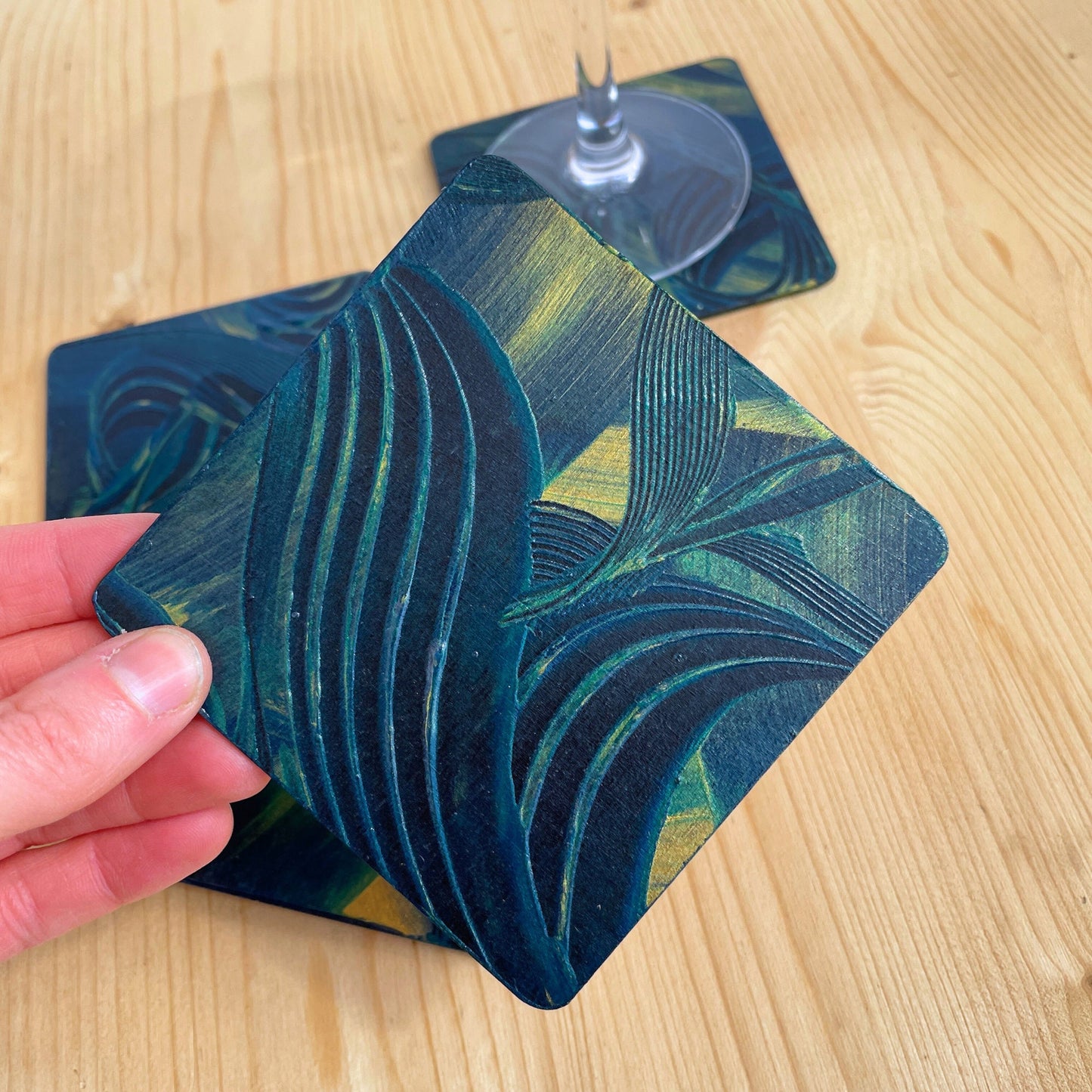 Moderne Untersetzer für Gläser - für Hausbar und Tischdeko. Perfekte Geschenkidee.