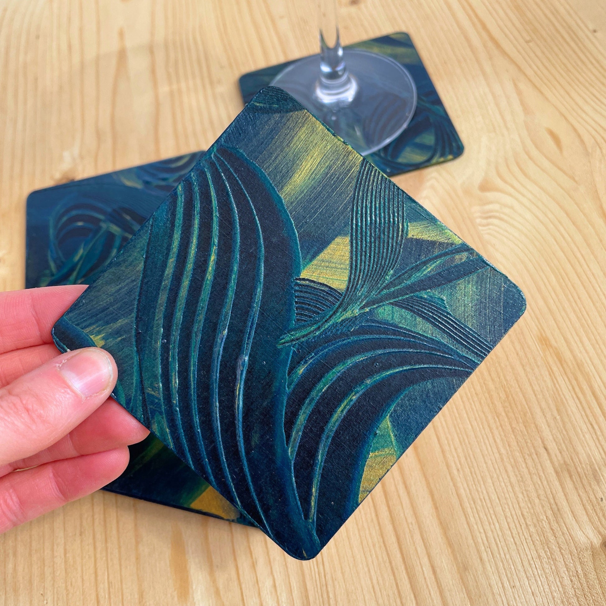 Moderne Untersetzer für Gläser - für Hausbar und Tischdeko. Perfekte Geschenkidee.