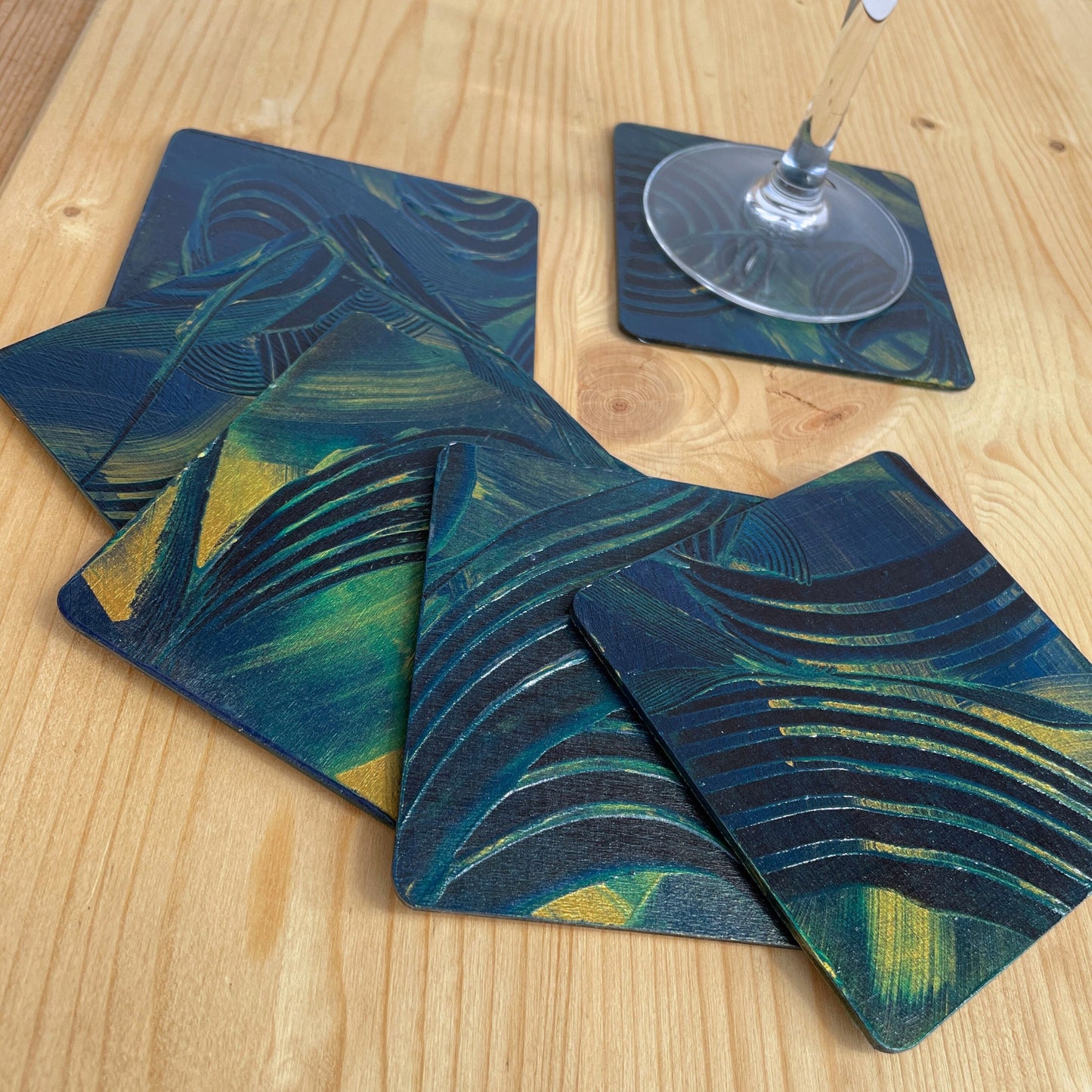 schöne untersetzer für gläser quadratisch mit Korkboden