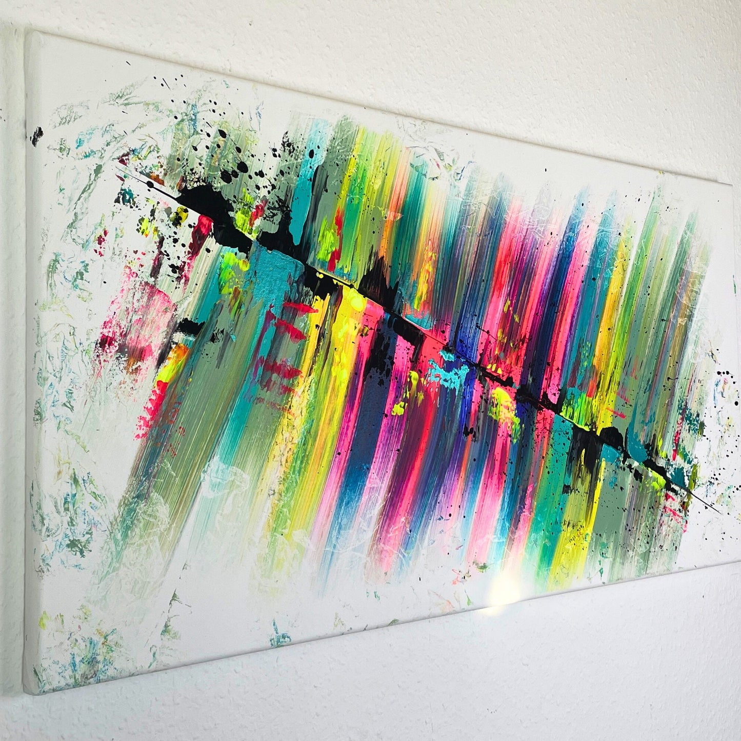 Bunte Bilder Wohnzimmer: unbekannte Künstler Bilder kaufen für Wohnräume und Büro.