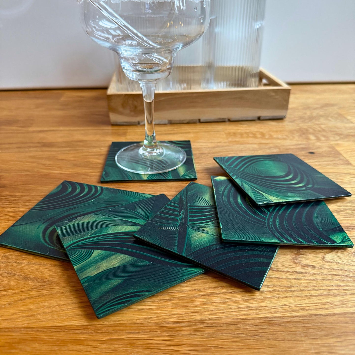 Ausgefallene Untersetzer für Gläser im Set für einen schönen gedeckten Tisch.