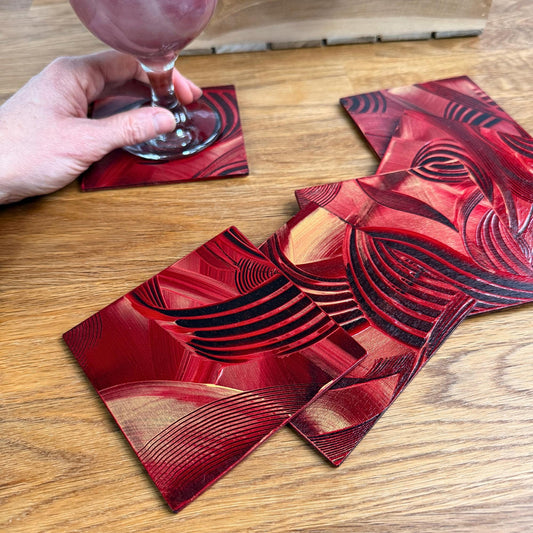 ausgefallene untersetzer für gläser im Set für einen schönen gedeckten Tisch.