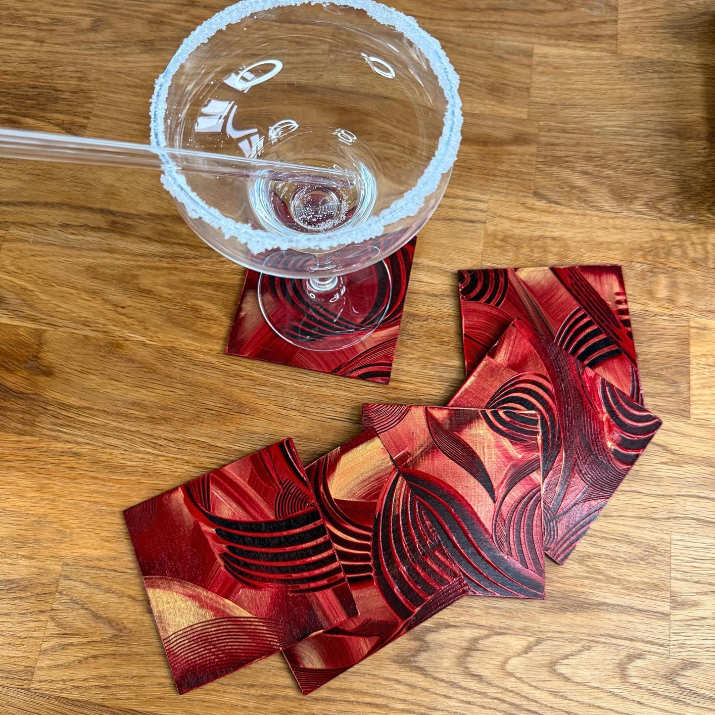 ausgefallene untersetzer für gläser im Set für einen schönen gedeckten Tisch.