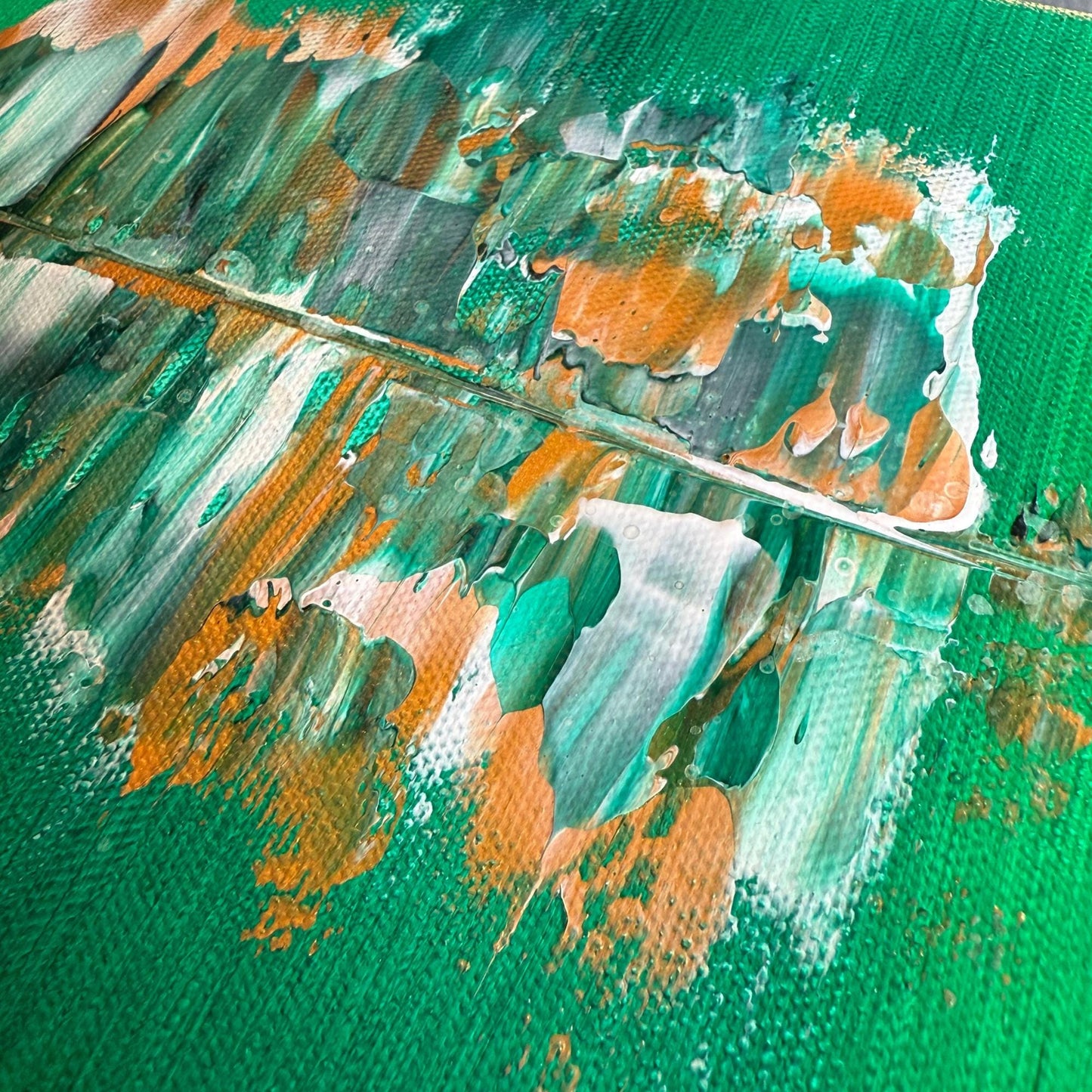 bezahlbare kunst online kaufen: Dunkelgrünes Gemälde für ein schönes Zuhause.