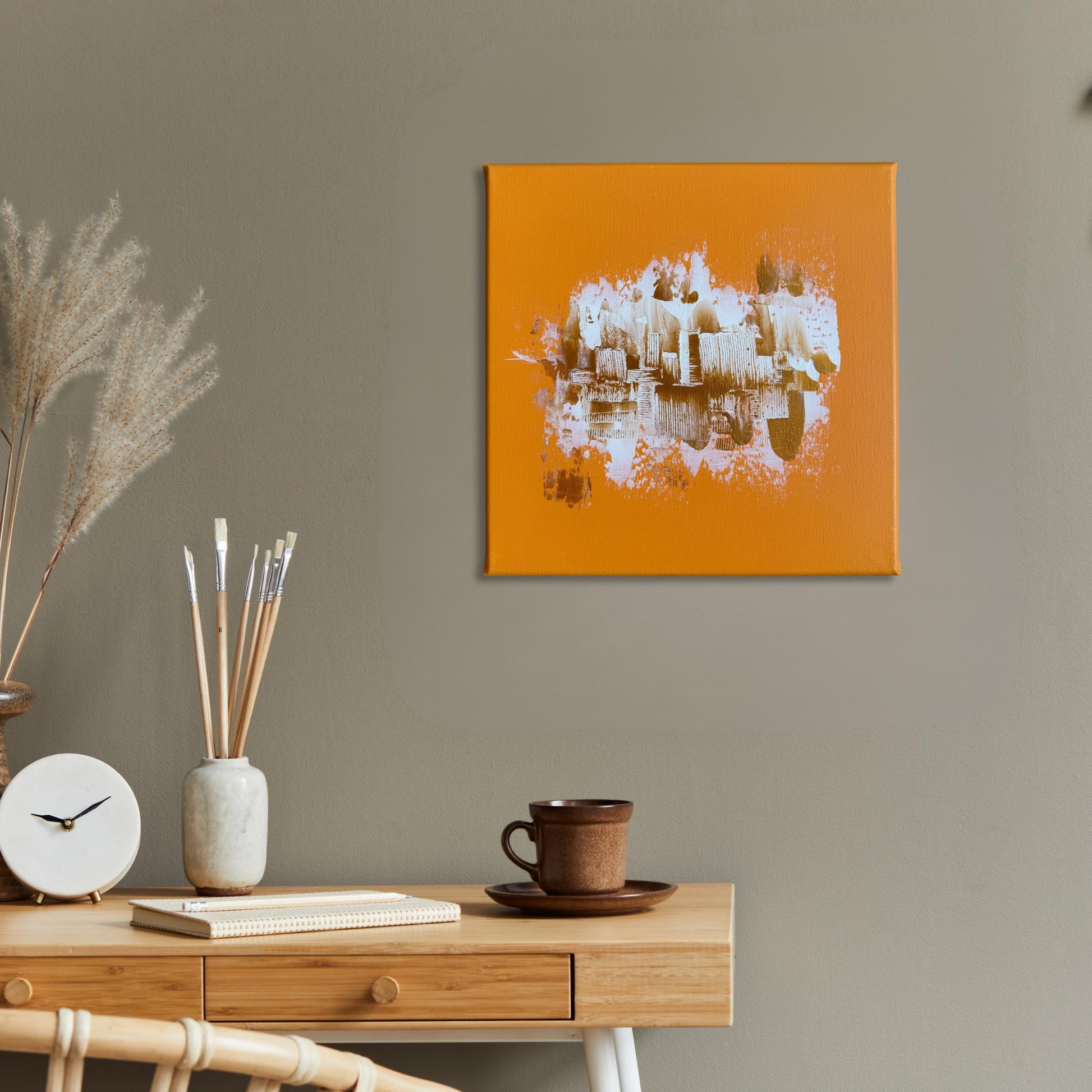 kunst bilder kaufen günstig: Abstraktes Acrylgemälde in Terracotta und Gold zur Wandgestaltung im Wohnzimmer.