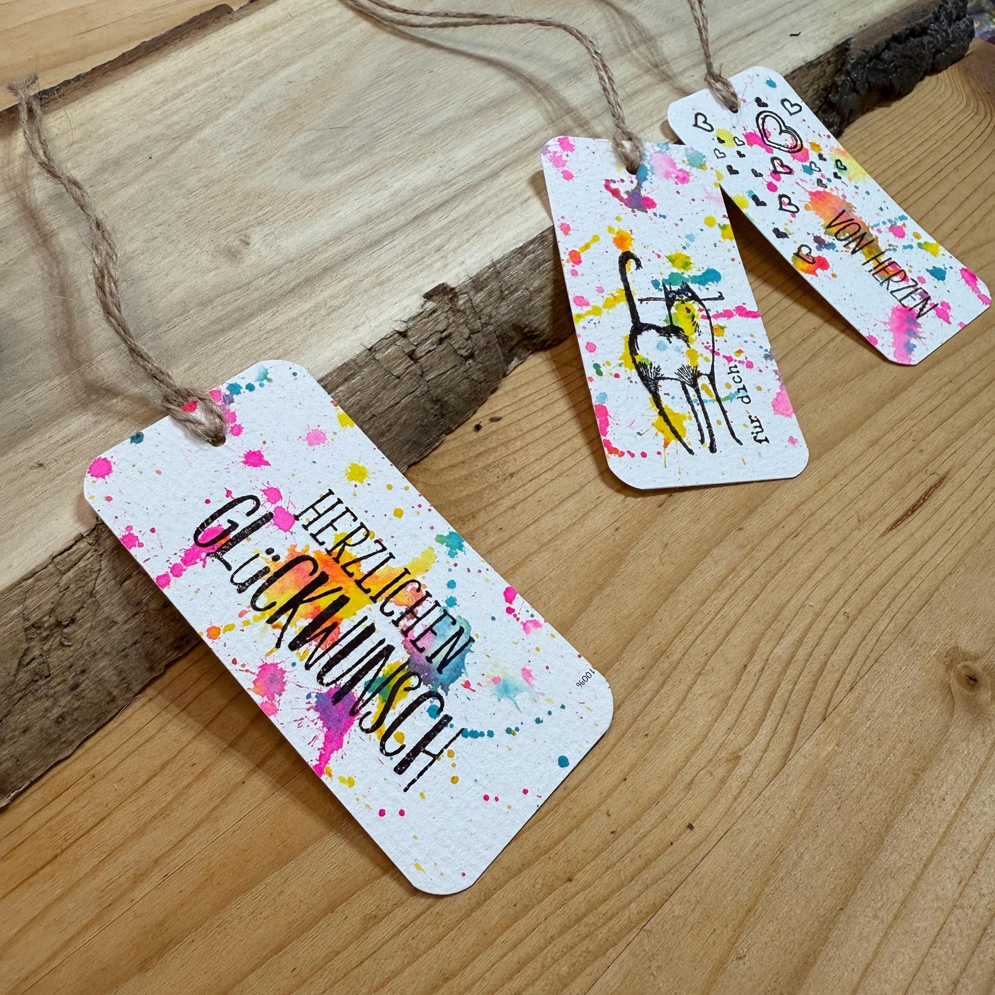 10er Set Handgemachte Geschenkanhänger Bunt. Neonfarbenes Spritzer-Design für Glückwünsche, Geburtstag und alle Anlässe.