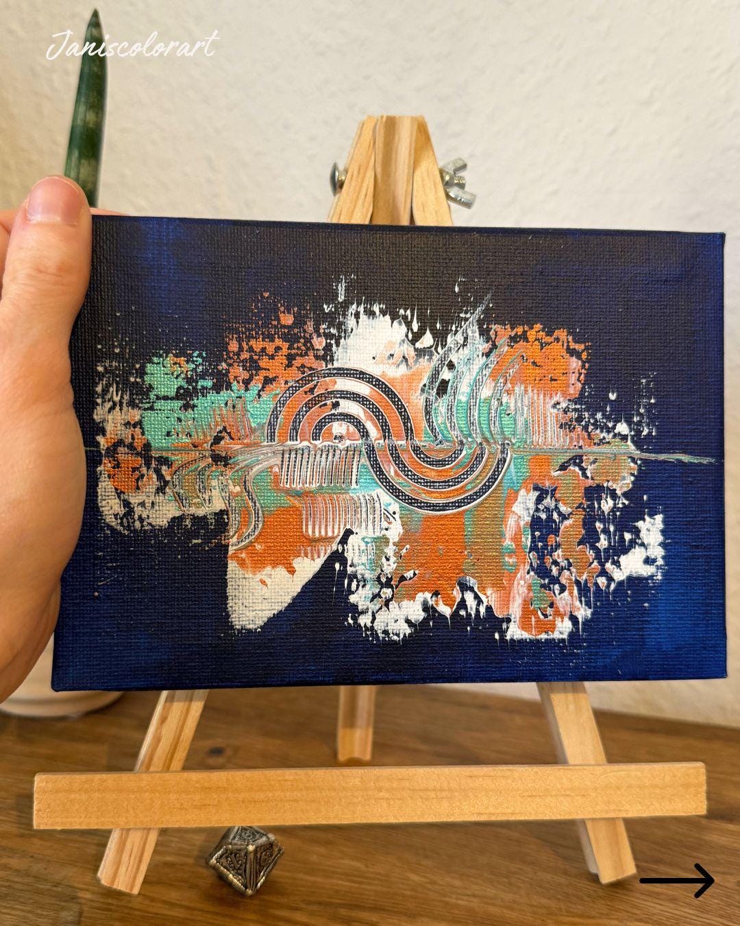 moderne kunst online kaufen: Mini Leinwand inclusive Staffelei für Schreibtischdeko.